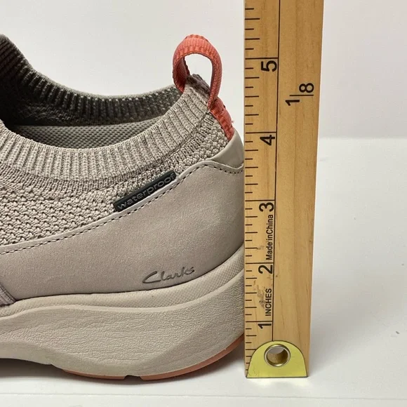 Clarks Wave 2.0 Step Waterproof, Slip On Textile Sneaker Women’s Size 8.5 - Picture 10 of 14